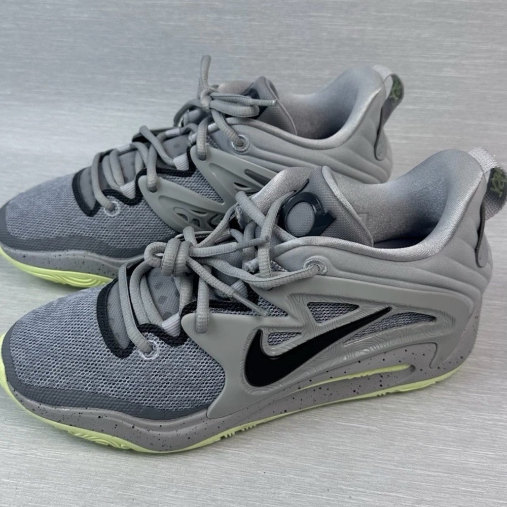 Nike Kevin Durant 15 Basketball Shoes Wolf Gray Green Men’s Size 7.5
